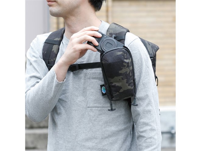 フィルムカメラと望遠レンズとバックセット ハクバ、高機能素材「X-Pac X50」を採用したカメラバッグ「LUXXe