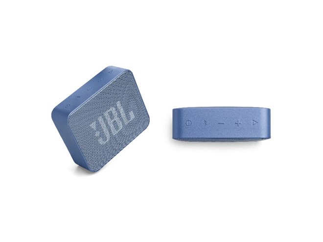 JBL、“ポケッタブルサイズ”の防水Bluetoothスピーカー「JBL GO