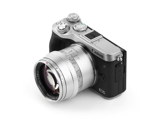 【美品】TTArtisan 50mm f/1.2 C Xマウント 富士フイルムX Amazon.co.jp: TTArtisan 50mm F1.2 Xマウント 単焦点レンズ APS