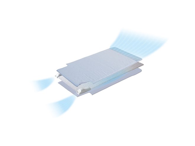 アテックス、寝汗の熱をファンで排出する「快眠マット SOYO」にミドル