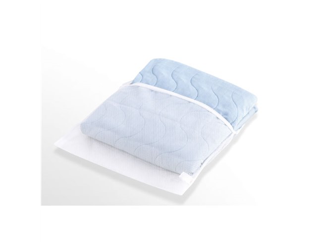 アテックス、寝汗の熱をファンで排出する「快眠マット SOYO」にミドル