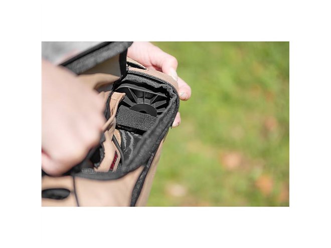 エクスプラス、腰に巻く扇風機「WAIST COOLING BAG」 - 価格.com