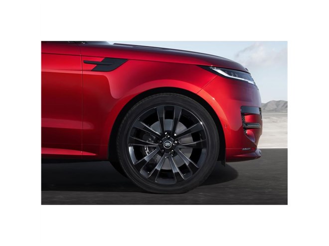 新型「ランドローバー・レンジローバー スポーツ」登場 最高出力510PS