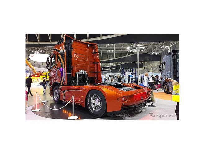 強烈オーラ放つボルボFH、 Fast Elefant の傑作：ヨシノ自動車