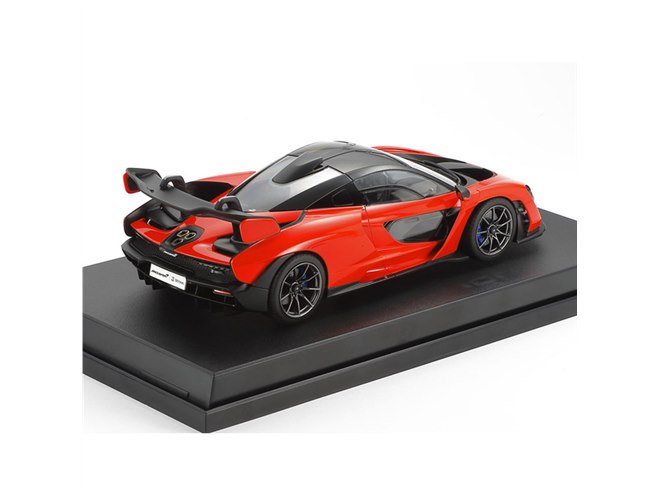 タミヤ、「1/24 マクラーレン セナ」完成モデルの「オレンジ」を