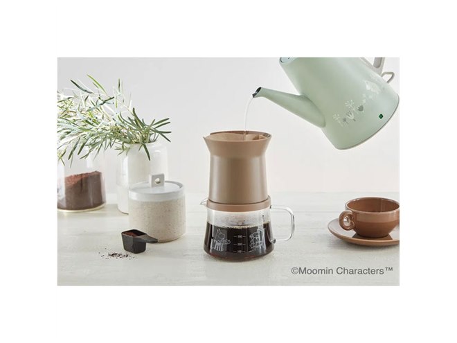レコルト、「ムーミン」コラボデザインのドリップ式コーヒーメーカー