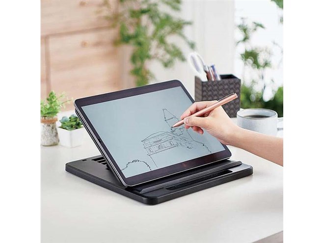 エレコム、7段階に角度調整が可能なドローイング・タイピング向け