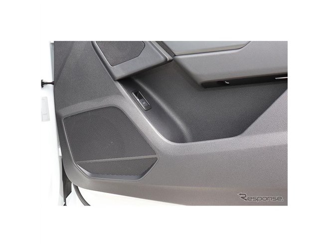 �A�E�f�B�EQ3�i�V���b�v�f���J�[�jby �J�[�I�[�f�B�I�N���u