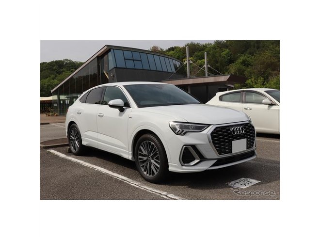 �A�E�f�B�EQ3�i�V���b�v�f���J�[�jby �J�[�I�[�f�B�I�N���u