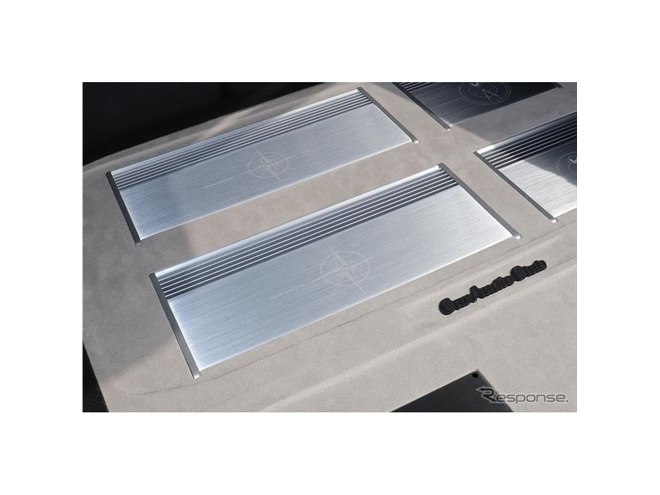 �A�E�f�B�EQ3�i�V���b�v�f���J�[�jby �J�[�I�[�f�B�I�N���u