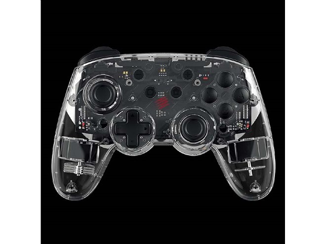 Mad Catz、クリスタルシェル構造のワイヤレスゲーミングパッド「C.A.T.
