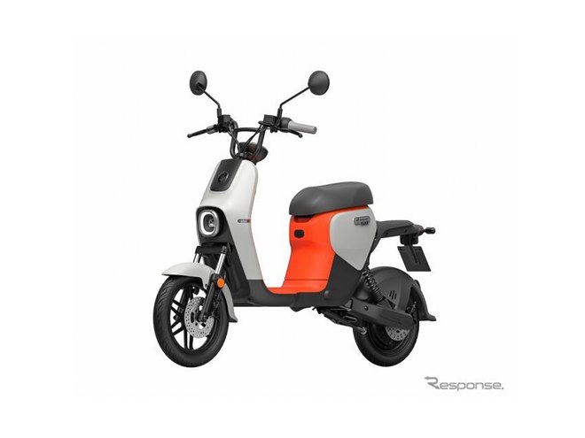 セグウェイ初の完全日本仕様、電動スクーター『B110S』先行予約
