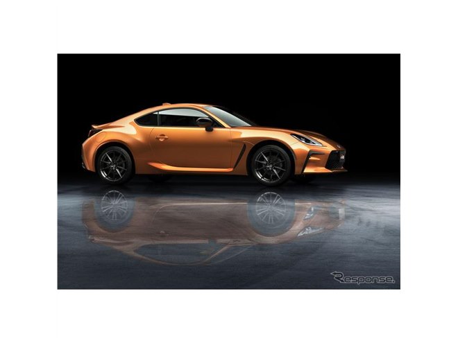 トヨタ『86』がデビュー10周年…『GR 86』記念限定車は初代イメージの