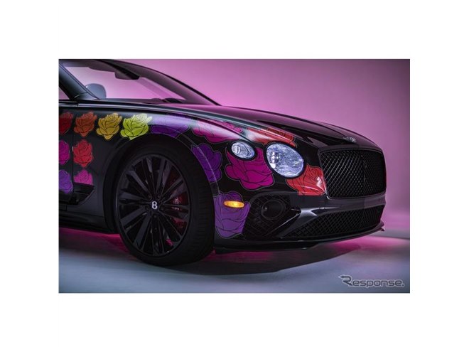 車体に花模様、1台限りのベントレーがチャリティオークションに出品