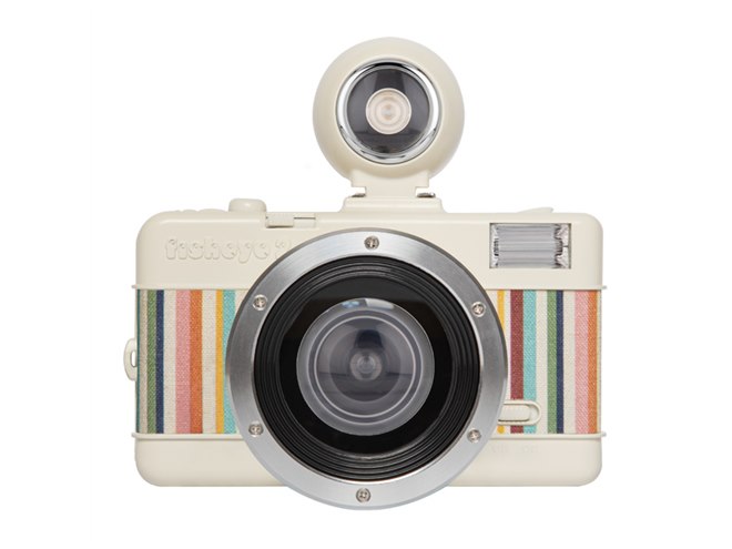 ロモ、“夏にぴったりの新デザイン”を採用した35mmフィルムカメラ