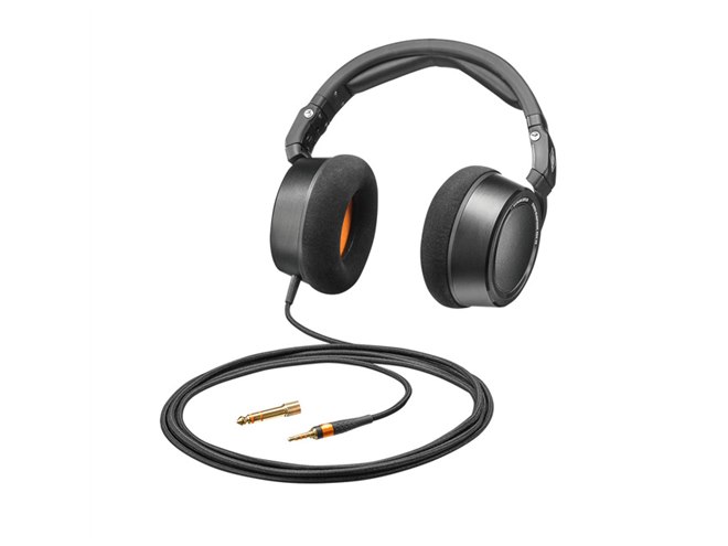 Neumann、密閉型ヘッドホン「NDH 20」がバージョンアップした“数量限定