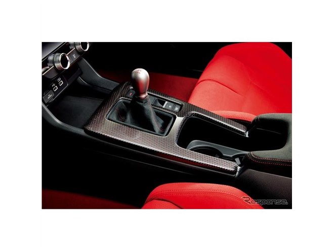 ホンダ シビックタイプR】カーボン製テールゲートスポイラーなど