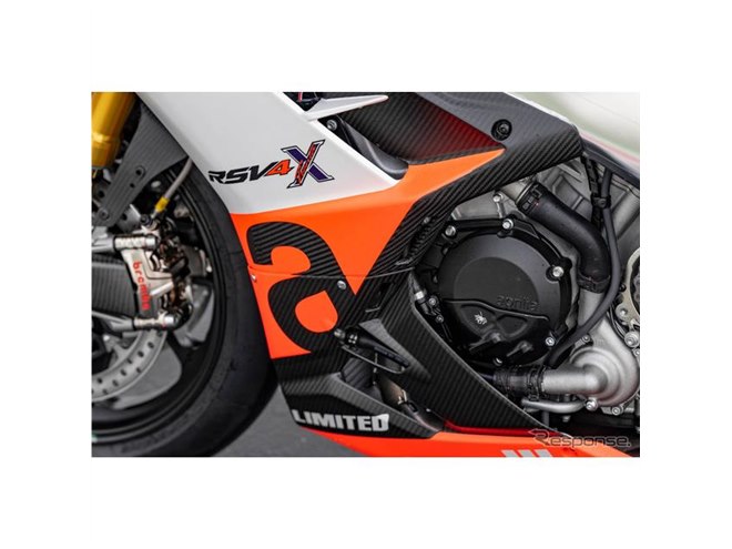 最もMotoGPに近いバイク、アプリリア RSV4 XTRENTA 発表 - 価格.com