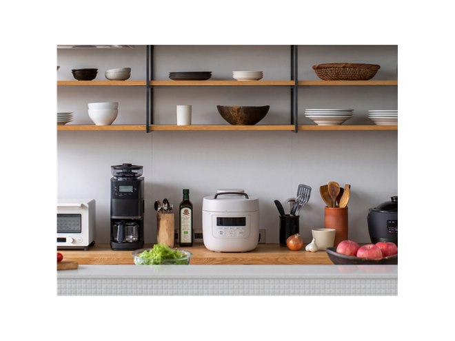 シロカ、電気圧力鍋「おうちシェフ」に“最大6人分を作れる”大容量