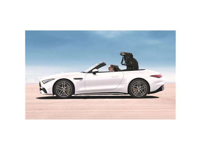 AMGが独自に開発 新型「メルセデスAMG SL」発売 - 価格.com