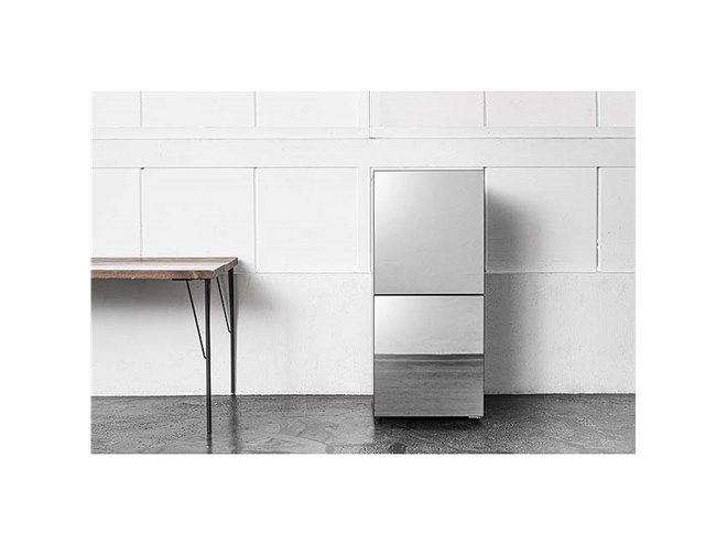 ツインバード、ミラーデザインを採用した2ドア冷凍冷蔵庫「HR ツインバード、ミラーデザインを採用した2ドア冷凍冷蔵庫「HR