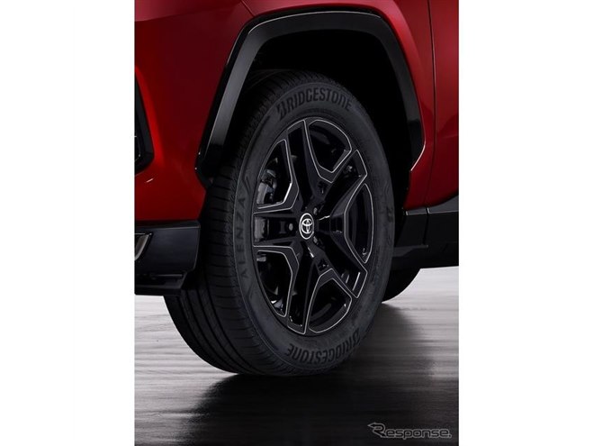 トヨタ RAV4 に「GR SPORT」、306馬力PHEVも設定…年内欧州発売へ 