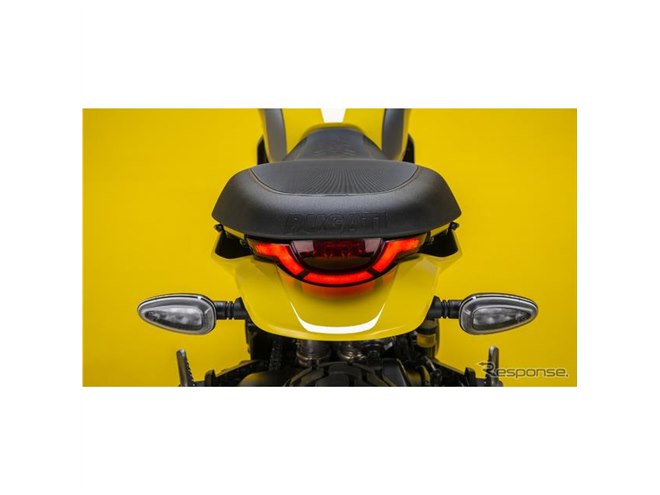 ドゥカティ、スクランブラー 新型を発表…「アイコン」はタンクカバーが