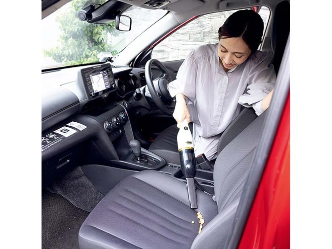 ケルヒャー、パワフルで軽量520gのハンディクリーナー「CVH 3 Plus