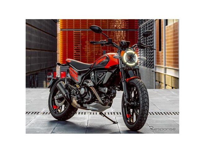 ドゥカティ スクランブラー 新型、スポーツ仕様「フルスロットル
