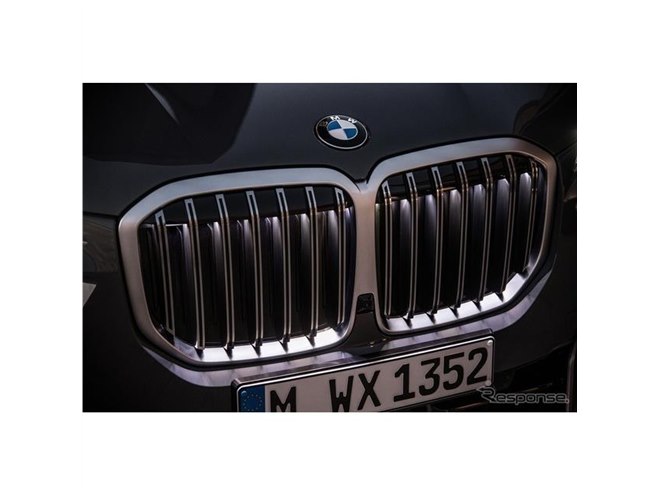 BMW X7 グリル　新車から外した物 BMW X7 グリル新車から外した物