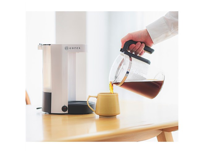 付属マグに直接ドリップできる1人用コーヒーメーカー「C312WH」が本日