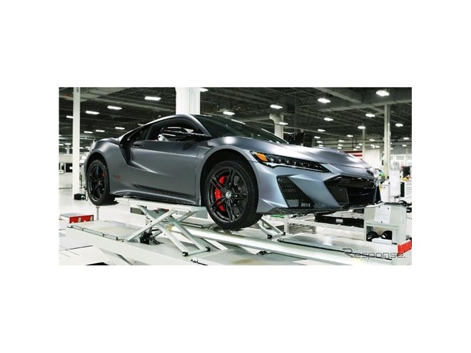 NSX 生産終了、ハイブリッドスーパーカー6年の歴史に幕…最終版「タイプ