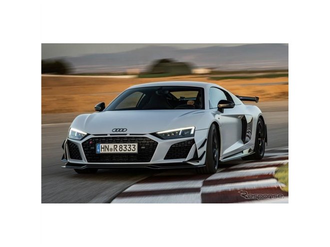 アウディR8 カタログ R8（アウディ）の歴代モデル・グレード別カタログ情報｜中古車
