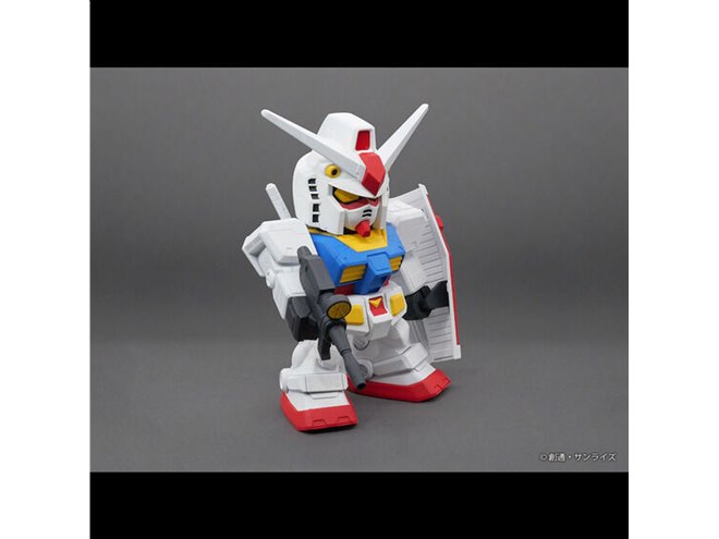 全高約23cmの「ジャンボソフビフィギュアSD RX-78-2ガンダム」が
