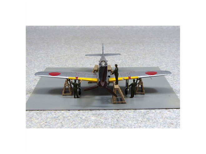 機体の懸架台やフィギュアが付属、飛燕の二型タイプ2種を1/72スケール