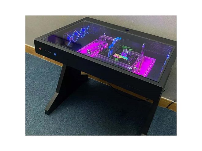 ゲーム筐体　ガラス ガラスケース内にPCを収納、スケルトン構造のゲーミングデスクが