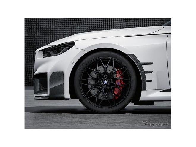 カーボン製エアロや8kg軽量化のチタン製サイレンサー、BMW『M2』新型用