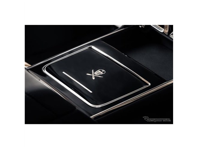 ドクロマーク」を内装に、1台限りのベントレー発表…544馬力PHEV