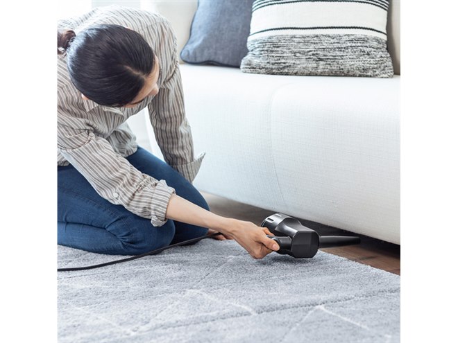 サンワ、最大15分の連続噴射が可能なAC電源式エアダスター「CD-ADE3BK