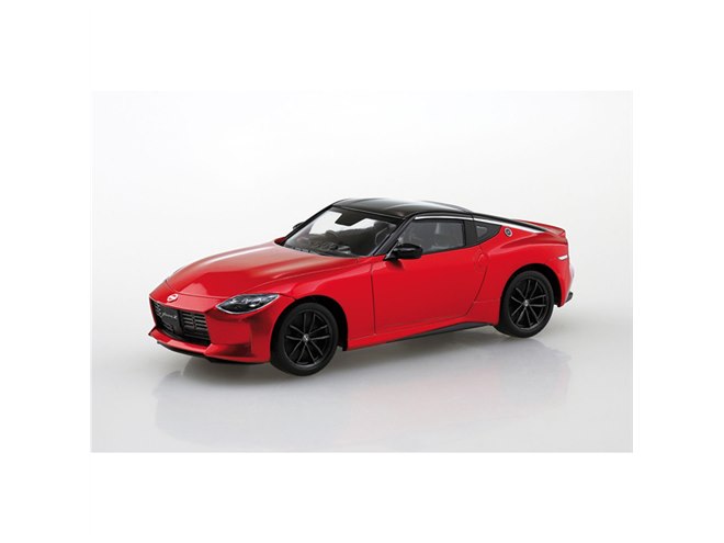 最終値下げ⭐️ 新品！　ミニ三線 AOSHIMA、「ニッサン RZ34 フェアレディZ」1/32模型にイカズチイエロー