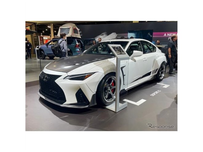 レクサスの最上級SUV『LX』、アーティシャンスピリッツのエアロでより