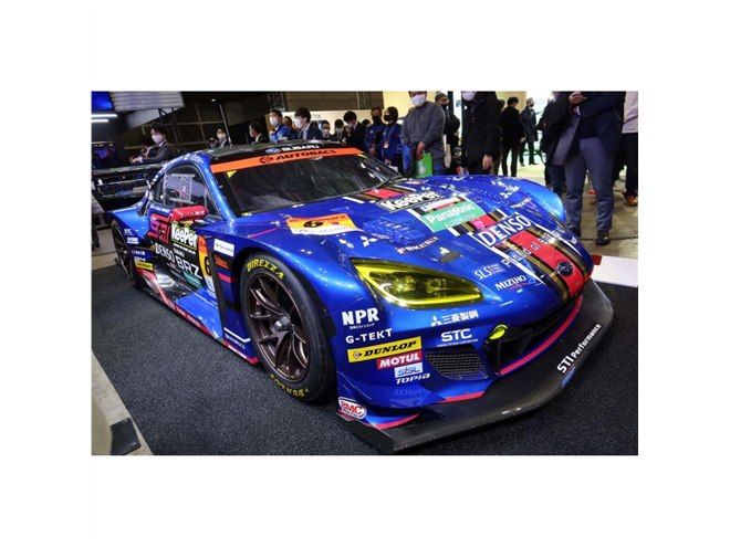 スバルが日本仕様の新型「インプレッサ」を初公開【東京オートサロン