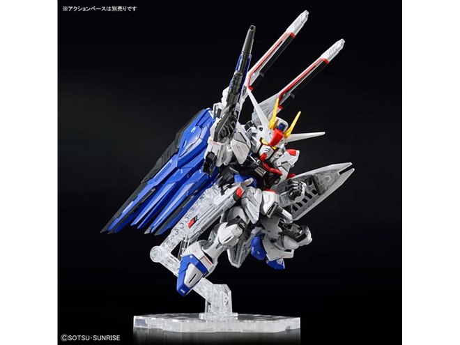 バンダイ、“SD史上最高の可動”「MGSD フリーダムガンダム」を