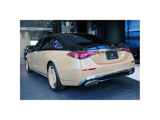【世界限定699台‼️】1/64マイバッハMaybach62 2トーン 世界限定699台‼️】1/64 マイバッハ Maybach62 - メルカリ