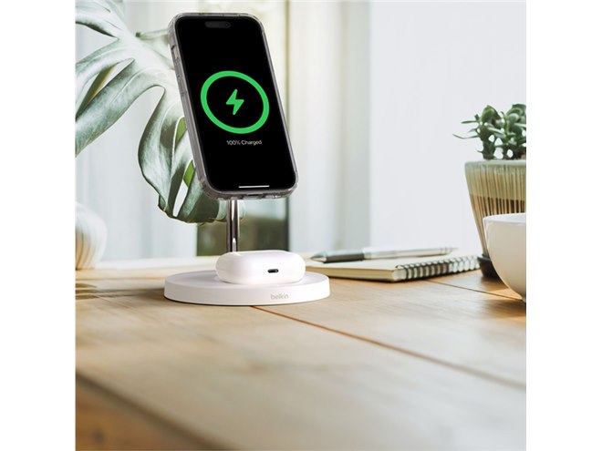 スマホアクセサリー Belkin iPhone 15 Pro 用 iPhone 磁気保護ケース | Belkin | Belkin JP