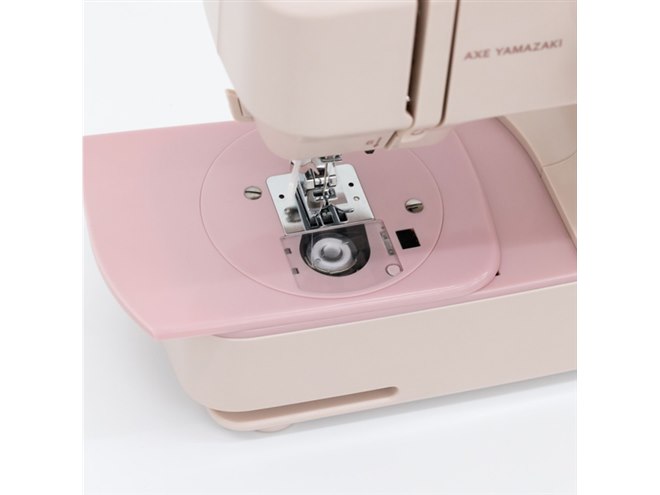 乾電池対応、コンパクトで電子機能搭載の「大人のための、気分がアガる