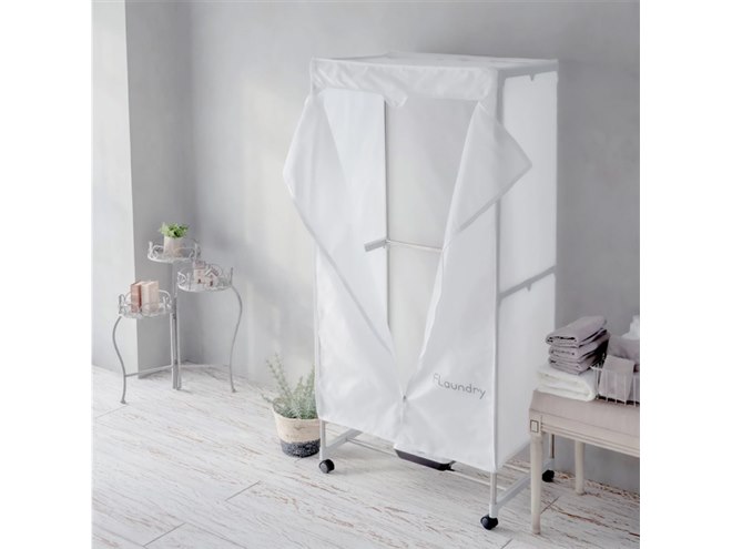 65度のジェット温風で乾かす、ハンガーに吊すタイプの衣類乾燥機が