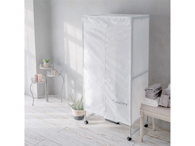 65度のジェット温風で乾かす、ハンガーに吊すタイプの衣類乾燥機が