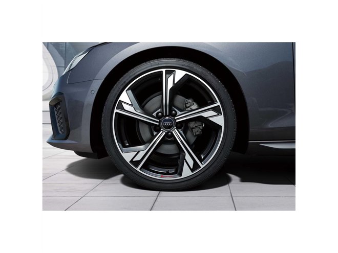 ☆新品！60%OFF！☆　Audi Sport スポーツバッグ Audi collection