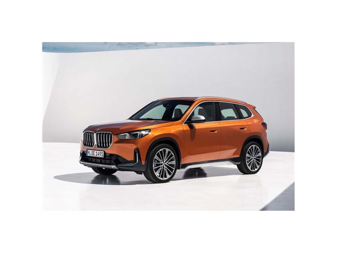 �uBMW X1�v�i�ʐ^�͂��ׂĉ��B�d�l�ԁj